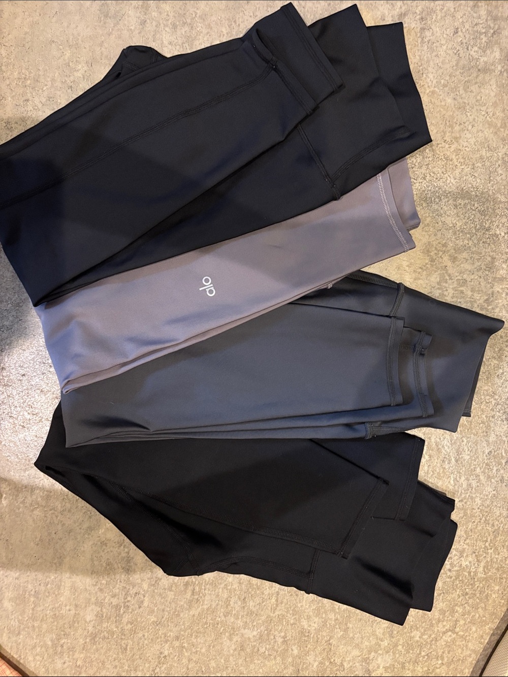 ALO Yoga Airlift 7/8 Leggings Bundle